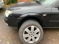 Gebraucht Ford Mondeo 125 PS (91 kW) 2005 Schwarz Kombi