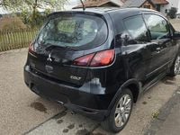 Second-hand Mitsubishi Colt 75 CP (55 kW) 2011 Negru Hatchback