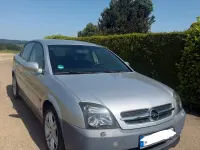 Begagnad Opel Vectra 140 HK (102 kW) 2003 Silver Sedan