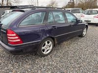 Gebraucht Mercedes C200 163 PS (119 kW) 2003 Blau Kombi