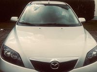 Usado Mazda 2 Impuls 75 HP (55 kW) 2008 Cinzento Citadino