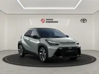 Neu Toyota Aygo X Lounge 116 PS (85 kW) 2026 Grün SUV