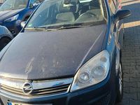 Second-hand Opel Astra 90 CP (66 kW) 2008 Gri Hatchback