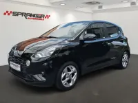 Gebraucht Hyundai i10 Trend 84 PS (61 kW) 2022 Phantom black / met Kleinwagen