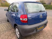 Usata VW Fox Basis 54 CV (39 kW) 2006 Blu Utilitaria