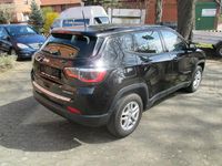 Gebraucht Jeep Compass Sport 120 PS (88 kW) 2019 Schwarz SUV