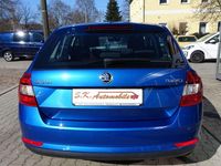 Gebraucht Skoda Rapid Ambition 90 PS (66 kW) 2016 Blau Limousine