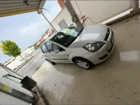 Gebraucht Ford Fiesta 70 PS (51 kW) 2005 Silber Kleinwagen