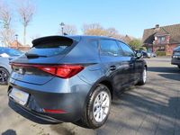 Neu Seat Leon Style 116 PS (85 kW) 2025 Grau Limousine