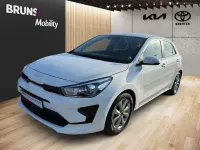 Gebraucht Kia Rio Vision 84 PS (61 kW) 2023 (ud) schneeweiss Limousine