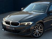 Gebraucht BMW 330 Sport Line 245 PS (180 kW) 2023 Grau Kombi