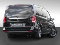 Gebraucht Mercedes V300 Avantgarde 237 PS (174 kW) 2024 Schwarz Van / Kleinbus
