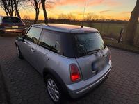 Second-hand Mini ONE 90 CP (66 kW) 2002 Argintiu Hatchback