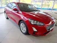Brugt Ford Focus Titanium 125 HK (91 kW) 2022 Rød Sedan