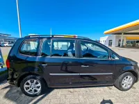 Gebraucht VW Touran Cup 105 PS (77 kW) 2015 Schwarz Van / Kleinbus