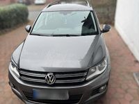 Gebraucht VW Tiguan 122 PS (89 kW) 2011 Grau SUV