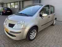 Używany Renault Modus Dynamique 98 KM (72 kW) 2007 Beżowy Minivan