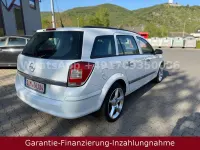Gebraucht Opel Astra Selection 116 PS (85 kW) 2009 Weiß Kombi