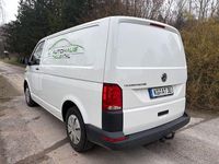 Gebraucht VW Transporter 150 PS (110 kW) 2021 Candyweiss Van