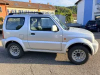 Używany Suzuki Jimny 86 KM (63 kW) 2011 Srebrny SUV