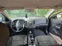 Gebraucht Hyundai i30 109 PS (80 kW) 2010 Blau Limousine