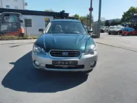 Usata Subaru Outback 245 CV (180 kW) 2004 Verde Station wagon