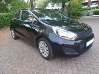 Gebraucht Kia Rio 109 PS (80 kW) 2011 Schwarz Limousine