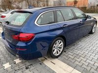 Gebraucht BMW 520 190 PS (139 kW) 2017 Blau Kombi