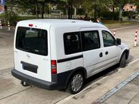 Gebraucht Opel Combo 94 PS (69 kW) 2006 Weiß Van / Kleinbus