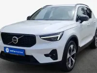 Gebraucht Volvo XC40 Plus 163 PS (119 kW) 2025 Weiß SUV
