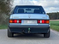 Gebraucht Mercedes 190 94 PS (69 kW) 1989 Blau Limousine