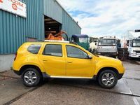 Second-hand Dacia Duster 109 CP (80 kW) 2014 Galben Monovolum