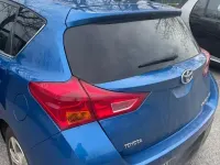 Gebraucht Toyota Auris Edition 136 PS (100 kW) 2012 Blau Limousine