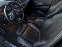 Gebraucht BMW 120 M Sport 190 PS (139 kW) 2020 Schwarz Kleinwagen