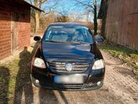 Gebraucht VW Fox Style 54 PS (39 kW) 2010 Schwarz Kleinwagen