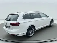 Gebraucht VW Passat Elegance 200 PS (147 kW) 2021 Weiß Kombi