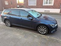 Gebraucht VW Passat 150 PS (110 kW) 2015 Blau Kombi