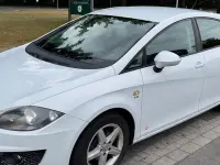 Gebraucht Seat Leon Ecomotive 105 PS (77 kW) 2012 Weiß Limousine