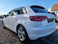 Second-hand Audi A3 Sport 150 CP (110 kW) 2017 Alb Berlinǎ