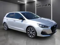Gebraucht Hyundai i30 YES! 120 PS (88 kW) 2019 Silber Limousine