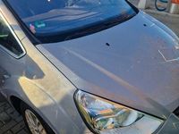 Gebraucht Ford S-MAX Titanium 140 PS (102 kW) 2014 Silber Van / Kleinbus