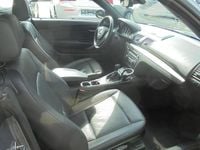 Gebraucht BMW 118 Cabriolet 143 PS (105 kW) 2009 Grau Cabrio