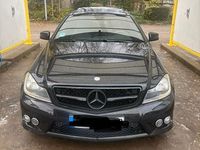 Gebraucht Mercedes C180 156 PS (114 kW) 2011 Schwarz Coupé