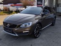Gebraucht Volvo V60 CC Plus 150 PS (110 kW) 2018 700 twilight bronze metallic Kombi