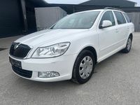 Gebraucht Skoda Octavia Elegance 122 PS (89 kW) 2009 Weiß Kombi