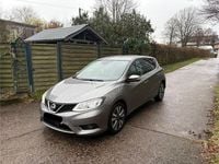 Gebraucht Nissan Pulsar Tekna 110 PS (80 kW) 2014 Grau Kleinwagen
