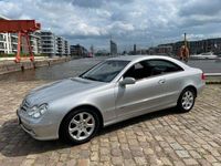 Gebraucht Mercedes CLK240 Elegance 170 PS (125 kW) 2003 Silber Coupé
