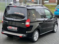 Gebraucht Ford Tourneo Courier Titanium 101 PS (74 kW) 2016 Schwarz Van / Kleinbus