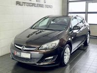 Gebraucht Opel Astra Selection 116 PS (85 kW) 2015 Braun Limousine