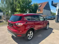 Gebraucht Ford Kuga Titanium 150 PS (110 kW) 2018 Rot SUV